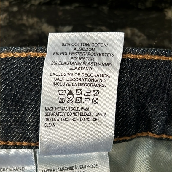 Lucky Brand 410 Athletic Straight - Picture 15 of 15